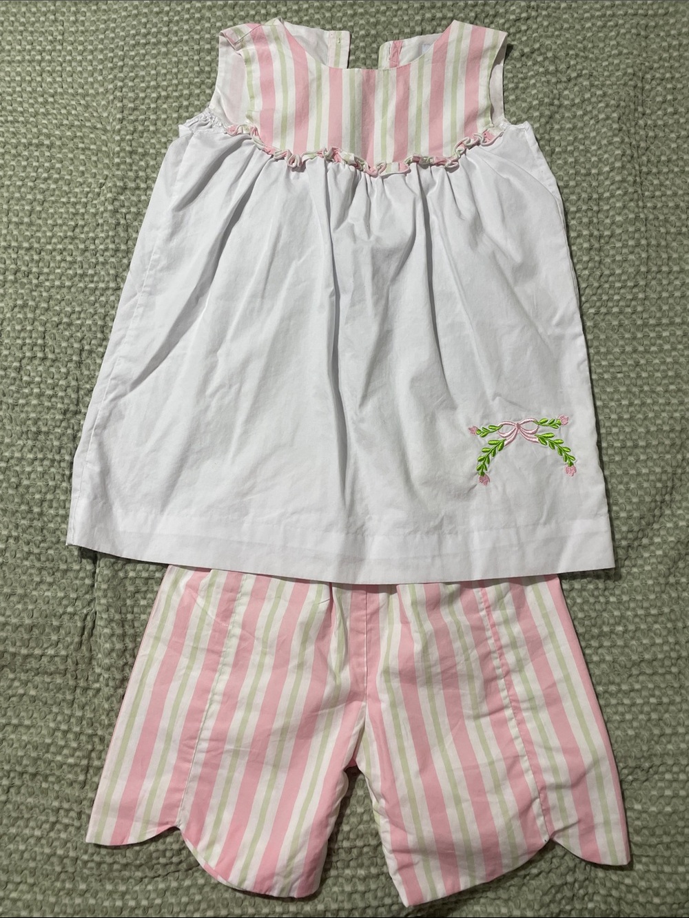 Girls Pink & White Striped Sleeveless Pajama Set with Embroidered Bow